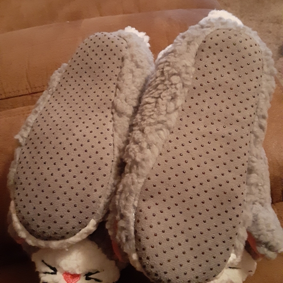 Kids Mouse House Shoes Slippers Girls NWT - Picture 2 of 2